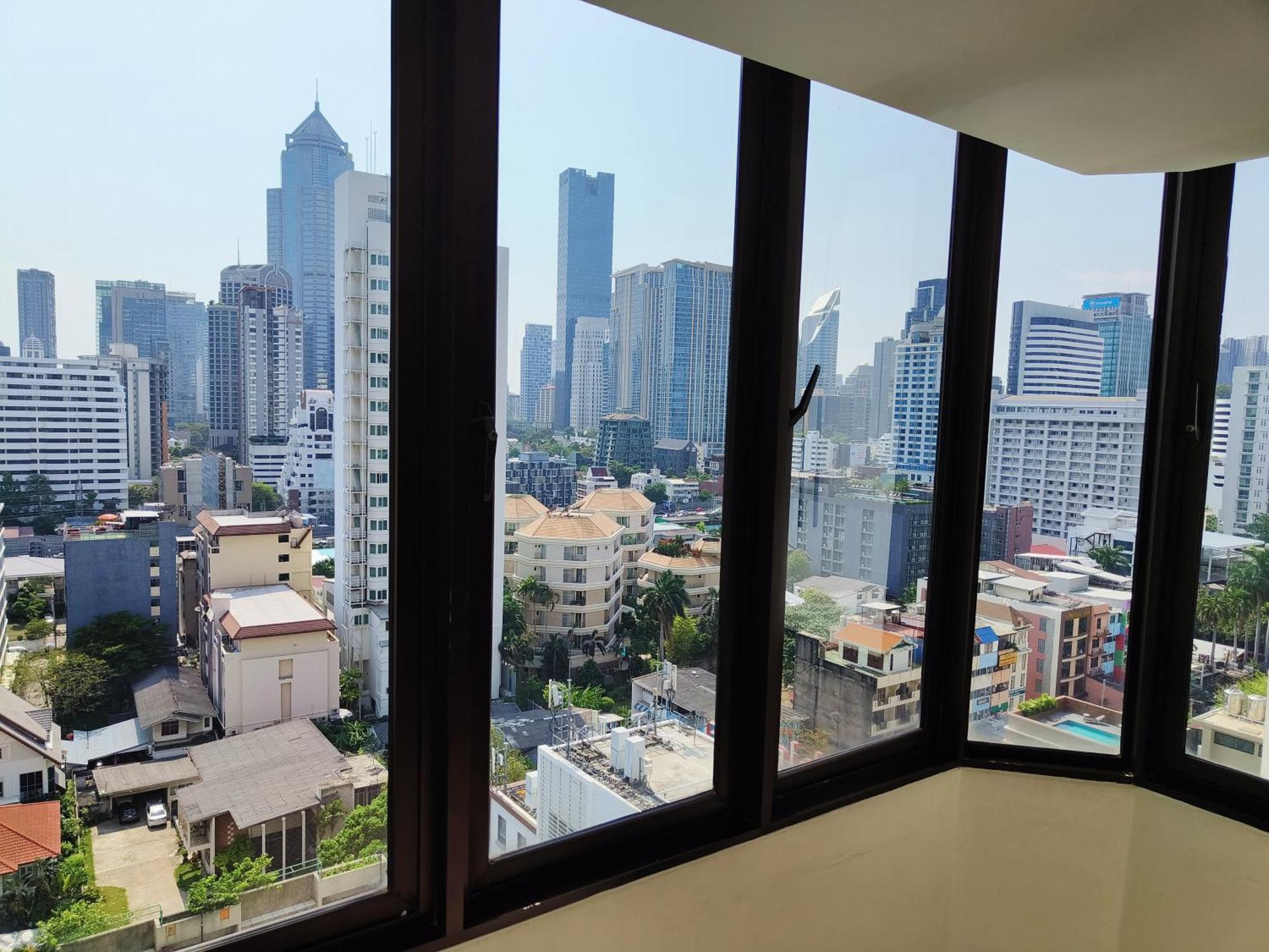 Affordable Serviced Apartments In Nana Omni Tower - Prime Sukhumvit Location Bangkok Ngoại thất bức ảnh